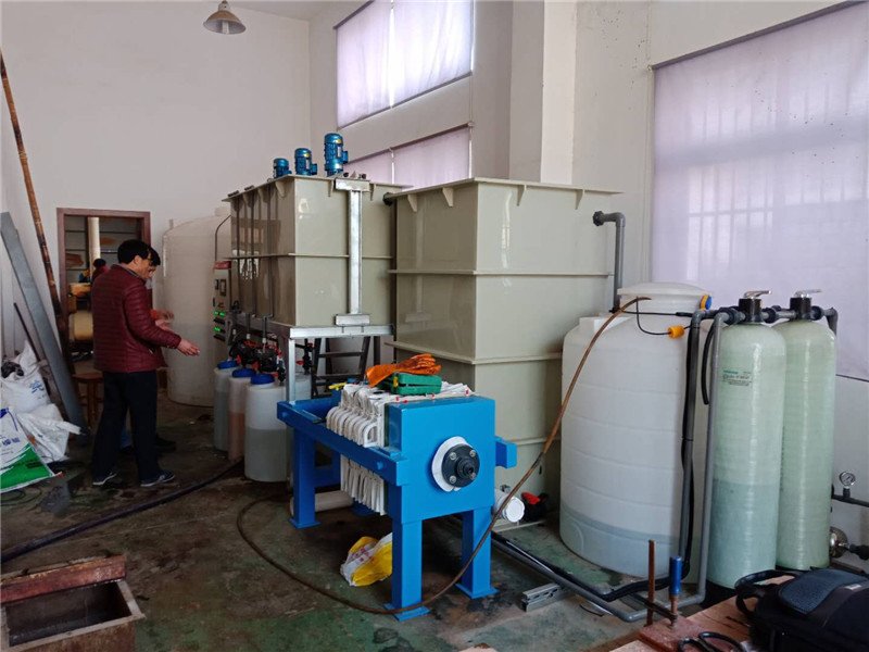 電泳漆廢水處理設(shè)備(圖1)